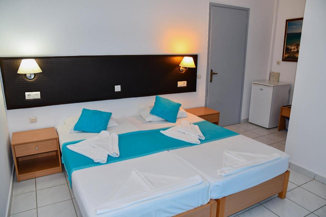 Blue Nest Hotel ตีกากี ภายนอก รูปภาพ