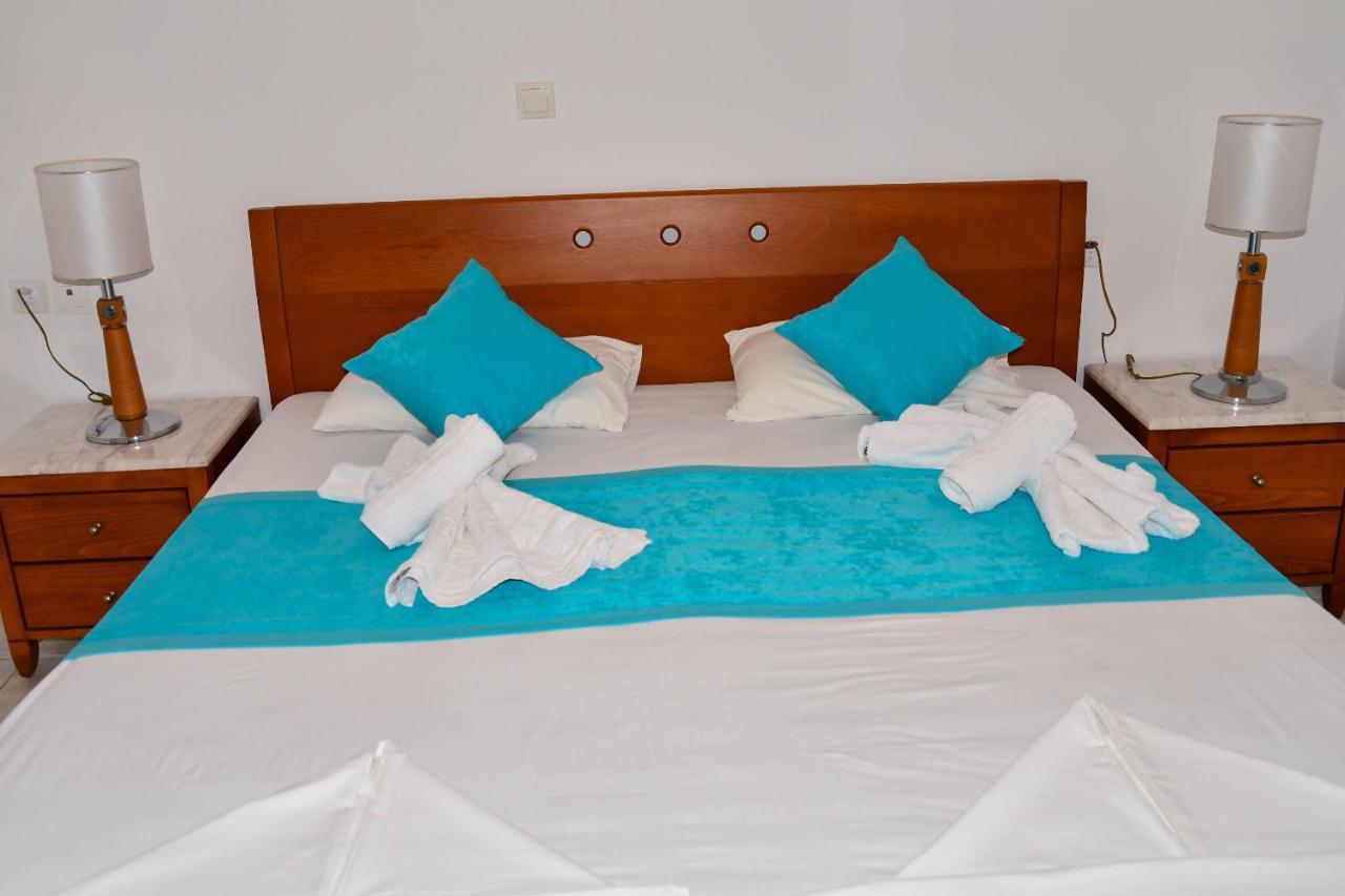 Blue Nest Hotel ตีกากี ภายนอก รูปภาพ