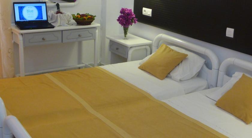 Blue Nest Hotel ตีกากี ภายนอก รูปภาพ