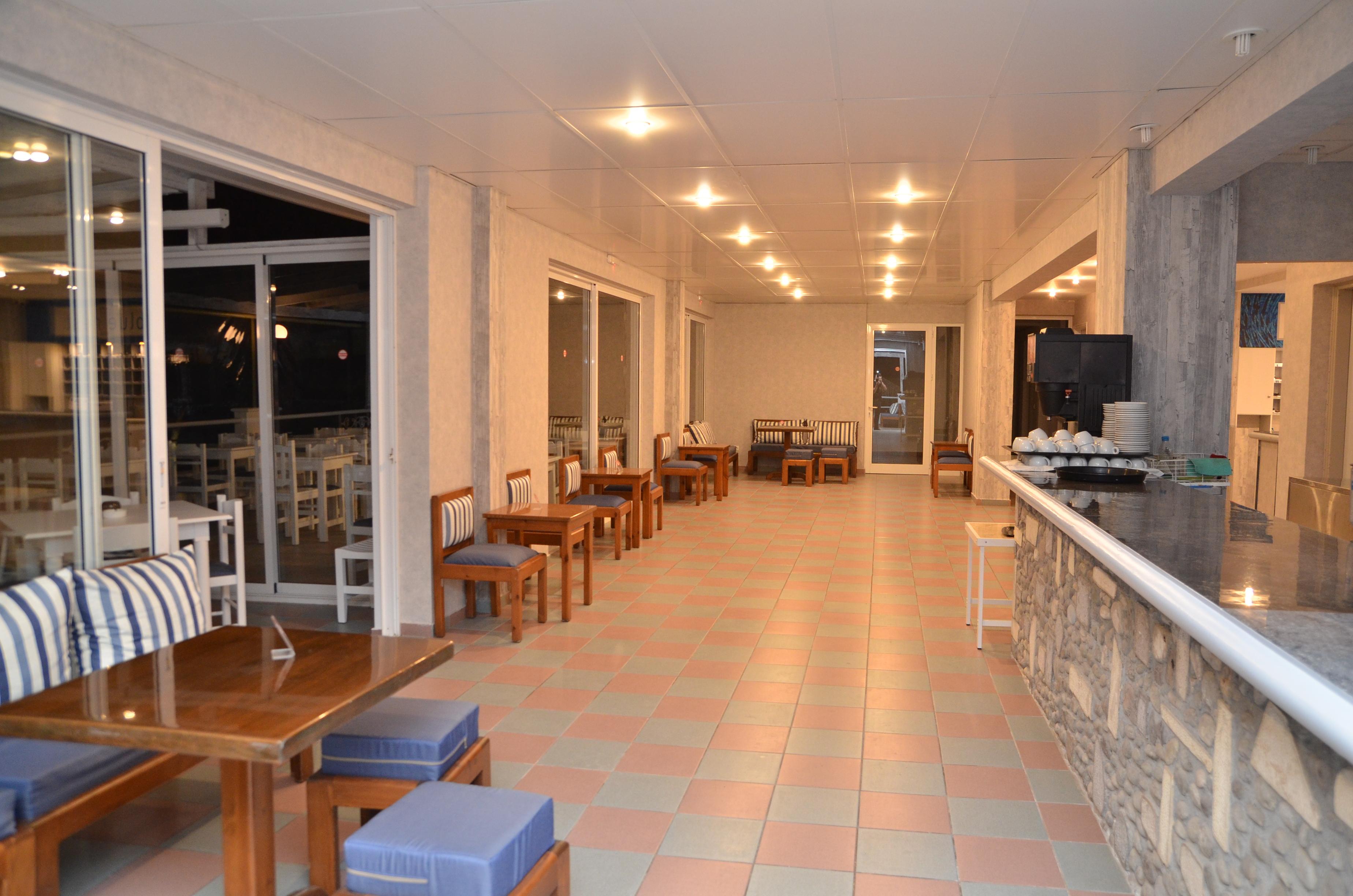 Blue Nest Hotel ตีกากี ภายนอก รูปภาพ